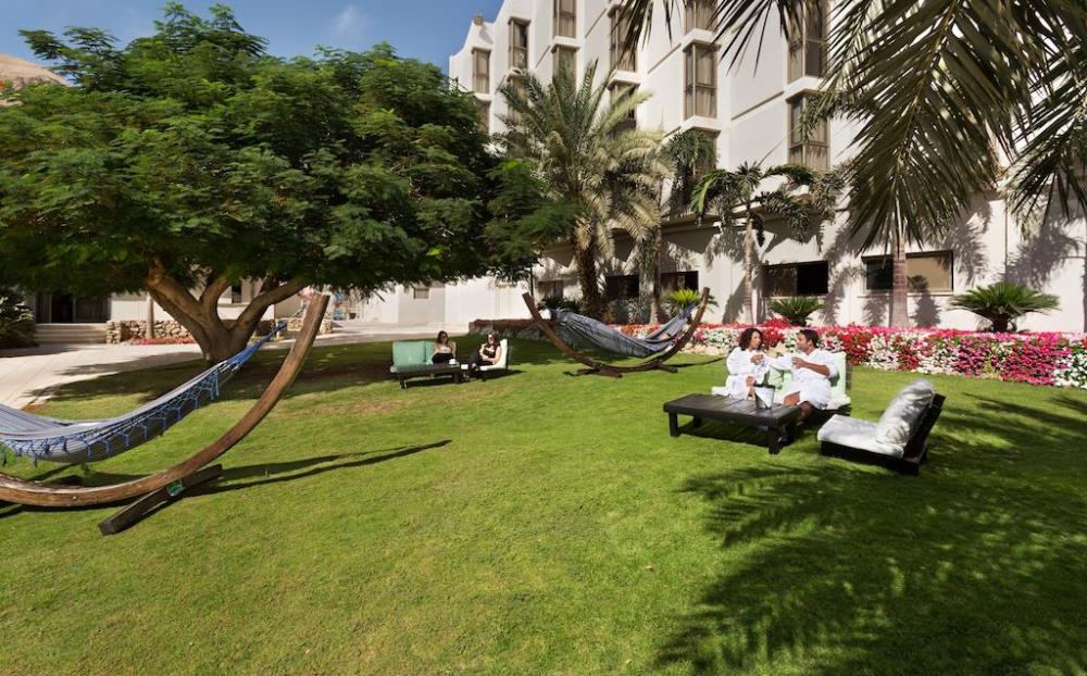 אואזיס ספא ים המלח